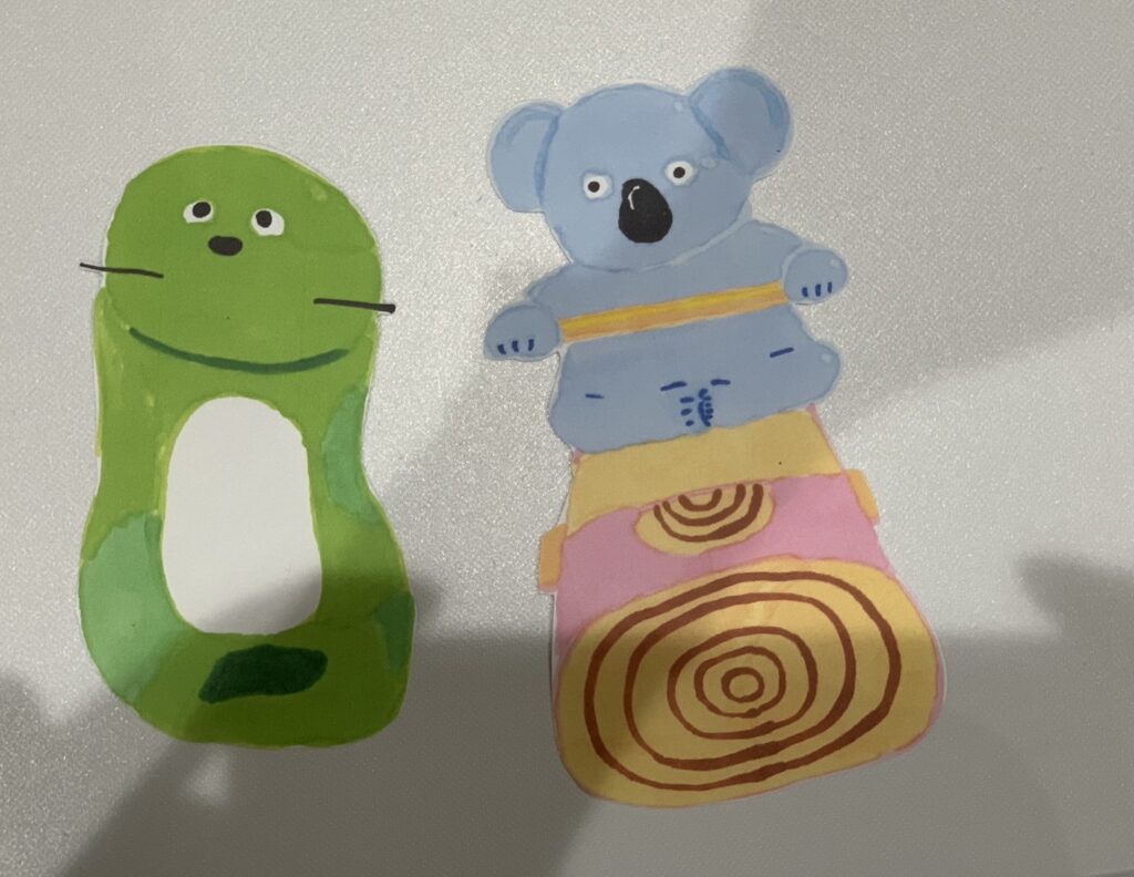 切り取られたコアラとラッコ